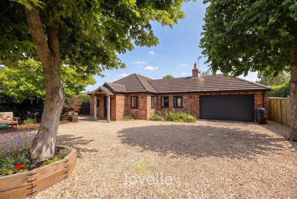 Property photo 1 of 25