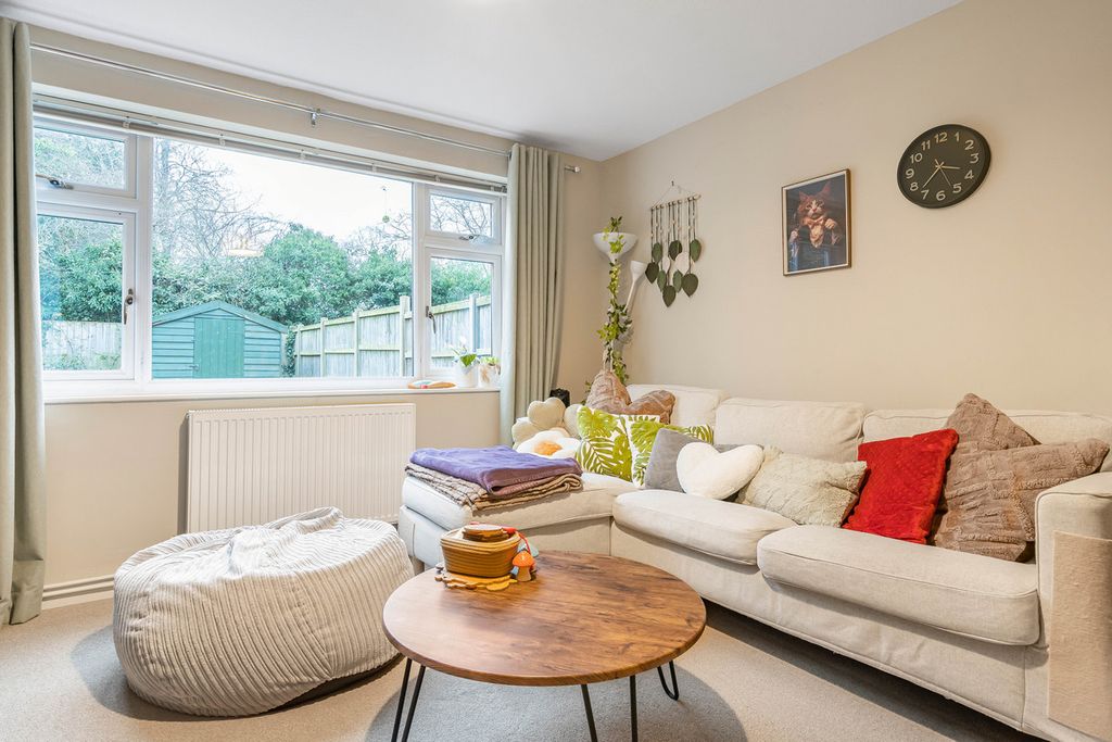 Property photo 3 of 16