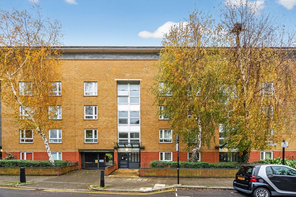 Property photo 1 of 20