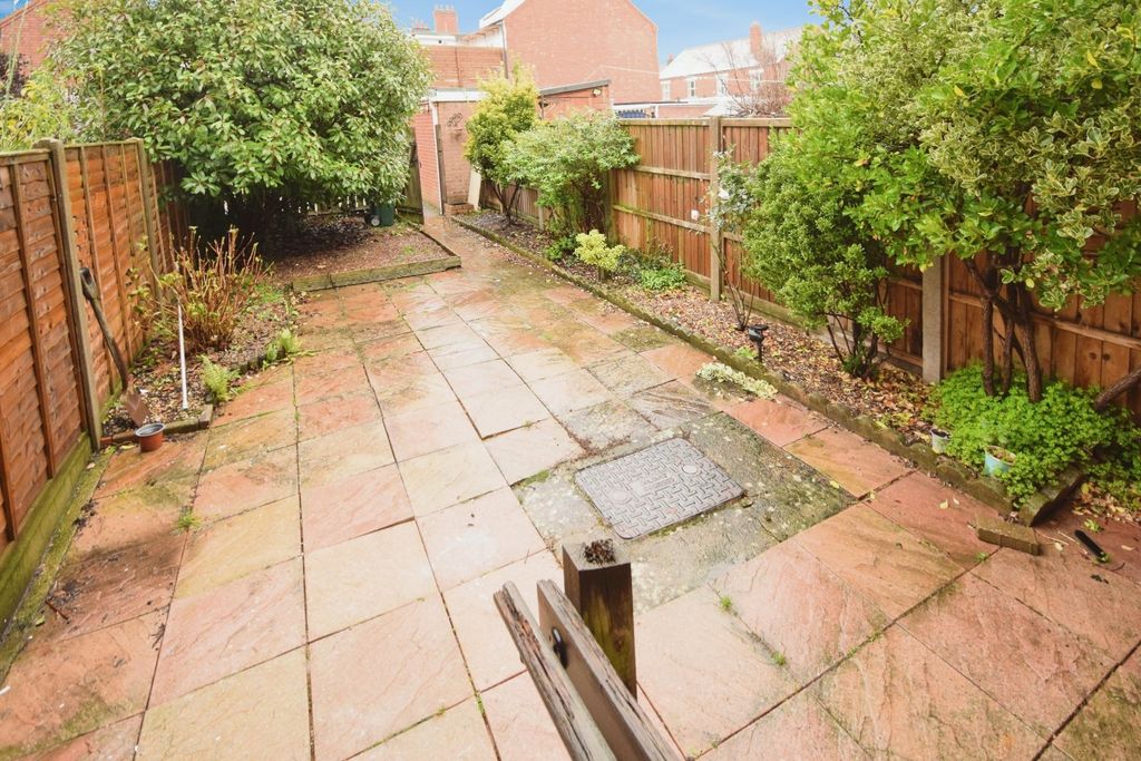 Property photo 2 of 15 Rear Garden