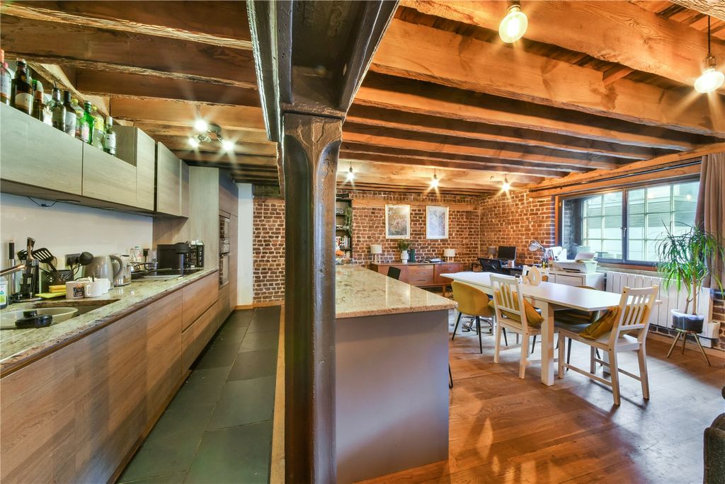 Property photo 3 of 9 Picture No. 04