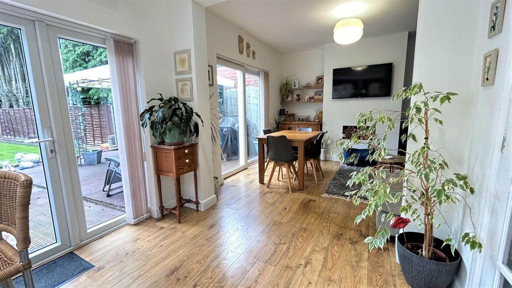 Property photo 3 of 18 Open Plan Kitchen Dining Room
