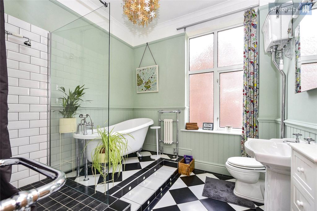 Property photo 3 of 20 Picture No. 06