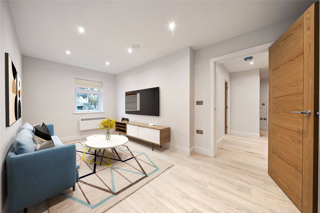 Property photo 3 of 6 Picture No. 02