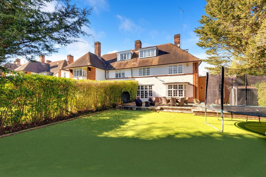 Property photo 1 of 12 Picture No. 16