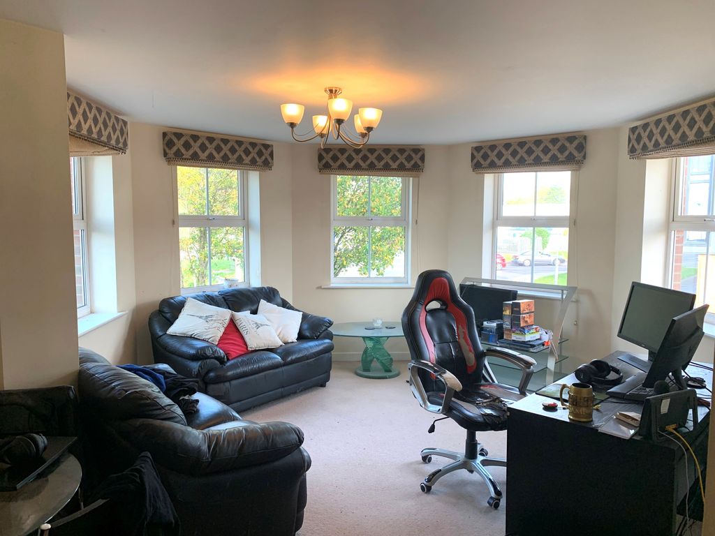 Property photo 2 of 5 E3