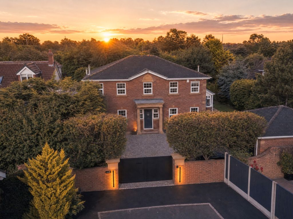 Property photo 1 of 30