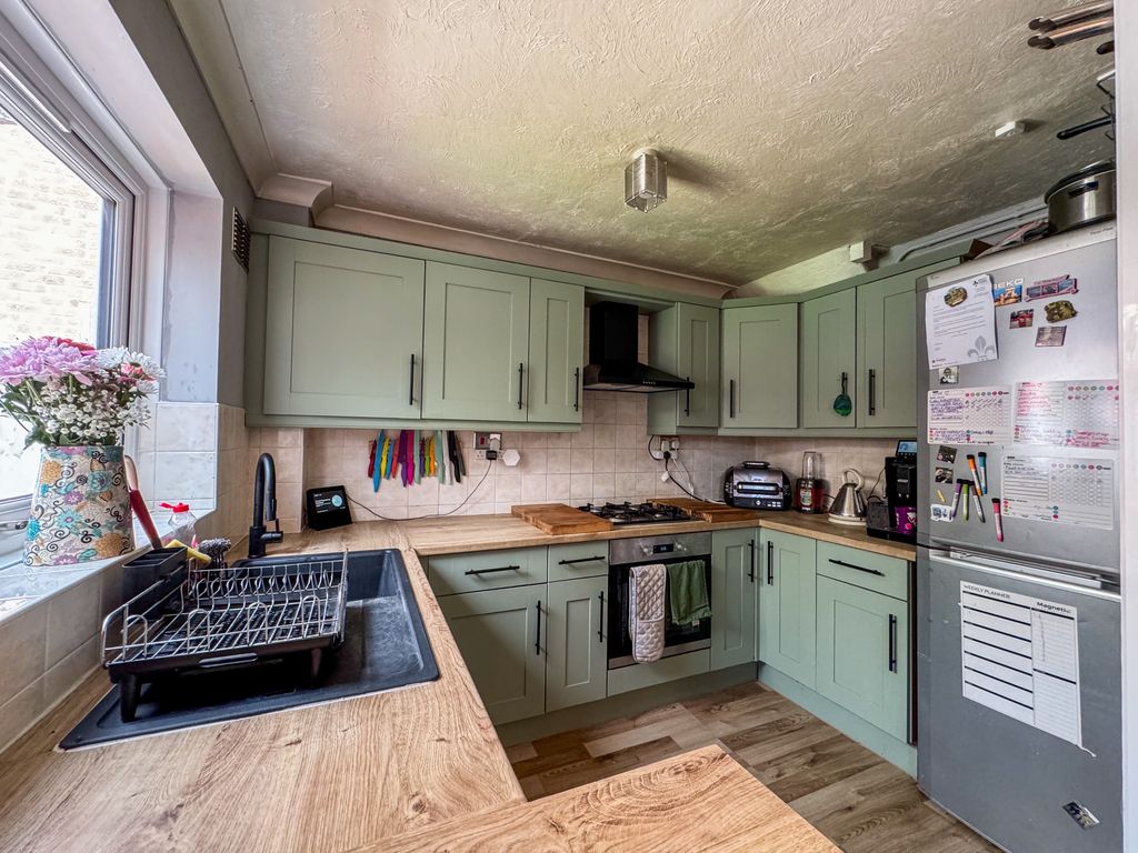 Property photo 3 of 30 Img_3256