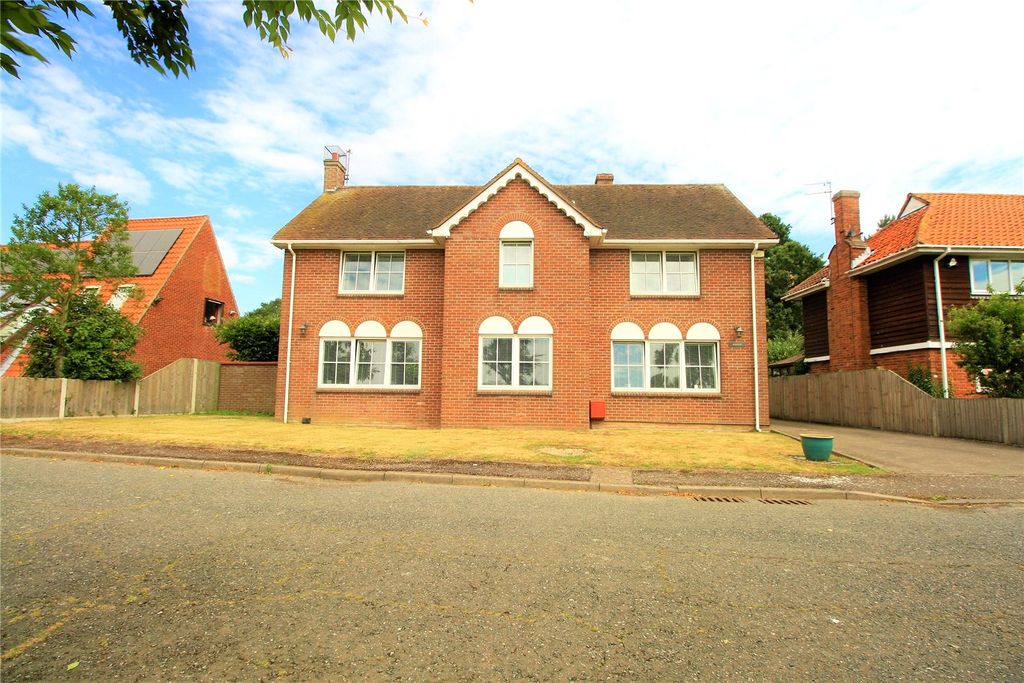Property photo 1 of 23 External