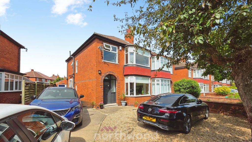 Property photo 1 of 30