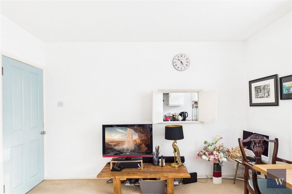 Property photo 2 of 13 Picture No. 08