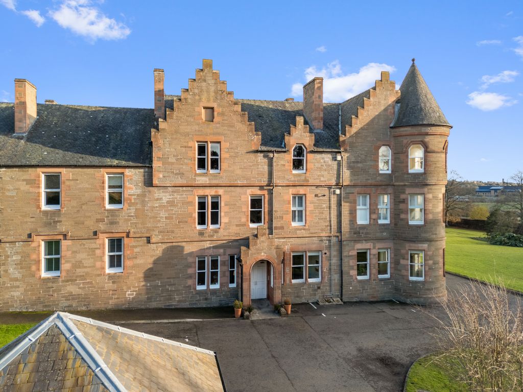 Property photo 1 of 31 Primary Property Image