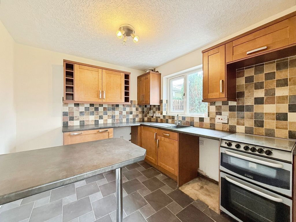 Property photo 3 of 17