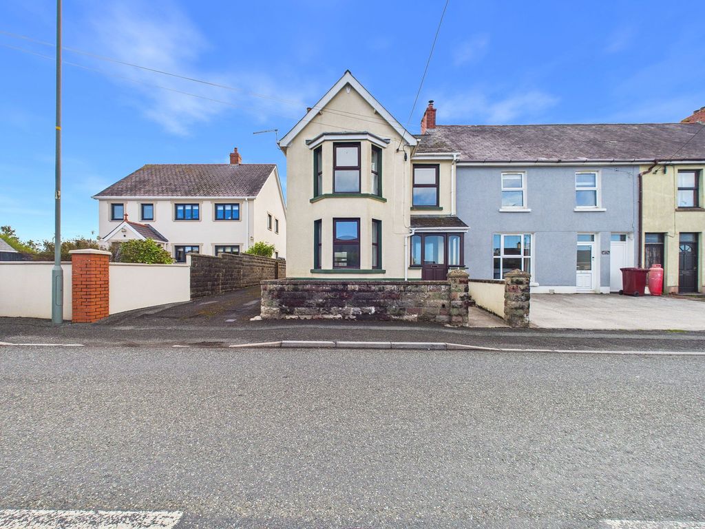 Property photo 1 of 28