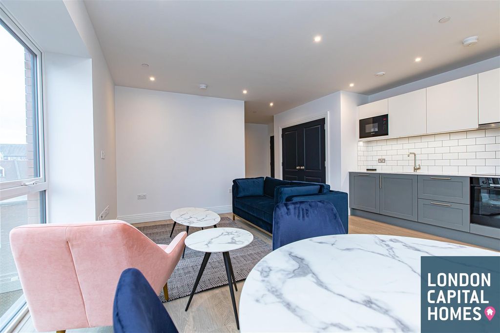 Property photo 3 of 15 E74A0619.Jpg
