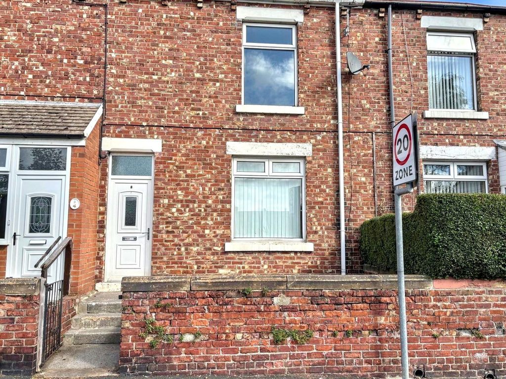 Property photo 1 of 7