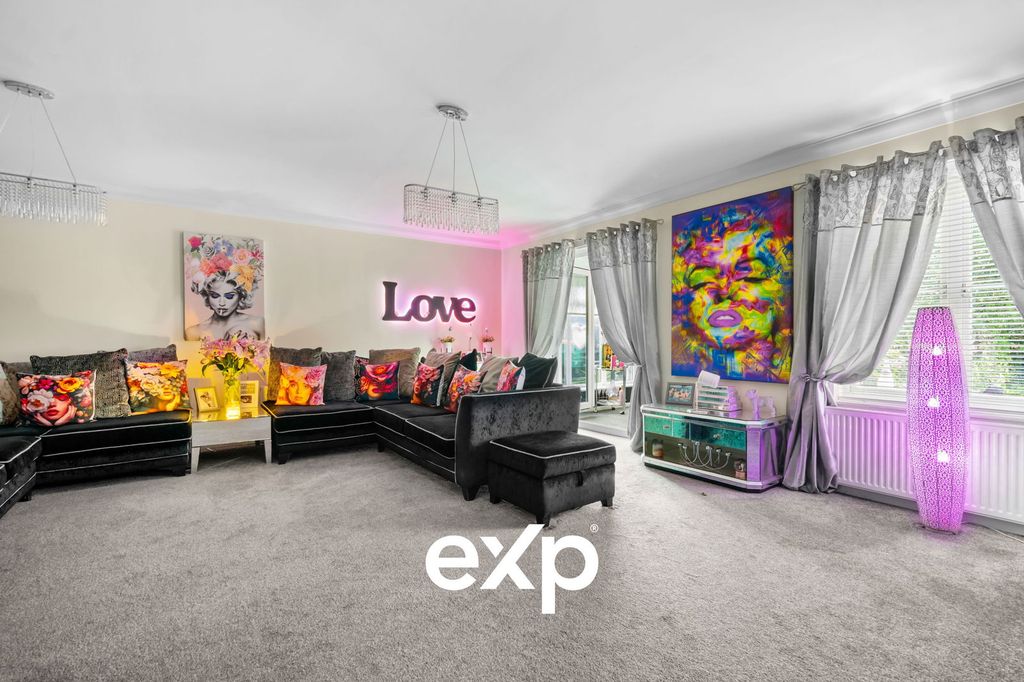 Property photo 3 of 29