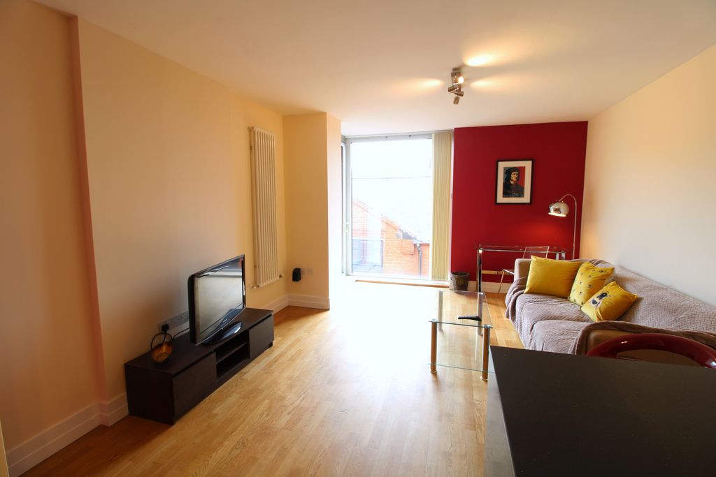 Property photo 2 of 8