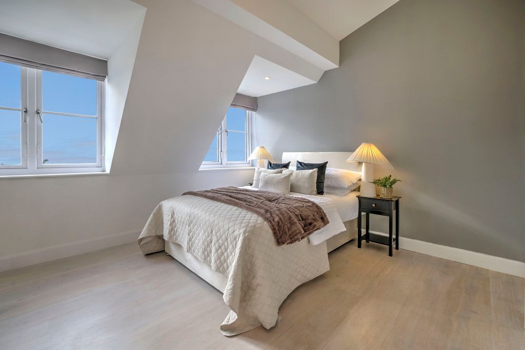 Property photo 3 of 16 Picture 4