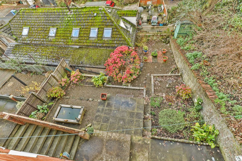 Property photo 2 of 15 Photography