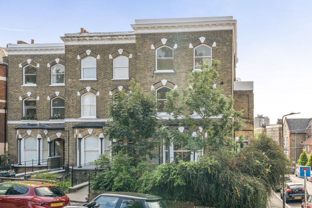 Property photo 1 of 15 91Bca8d4-6Ad8-450...
