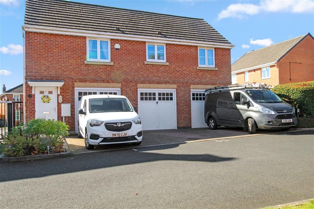 Property photo 1 of 11