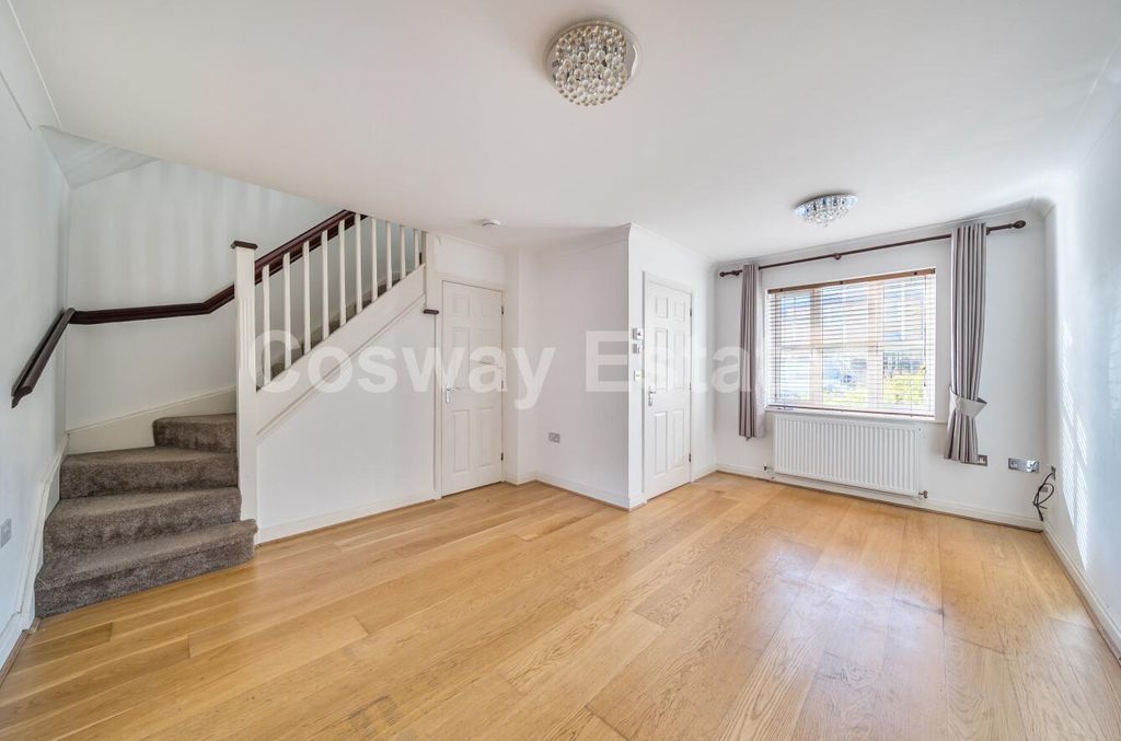 Property photo 2 of 15 694Ade60-d5F4-4Ae9-A448-1B0Bd40Bc8F9.Jpg