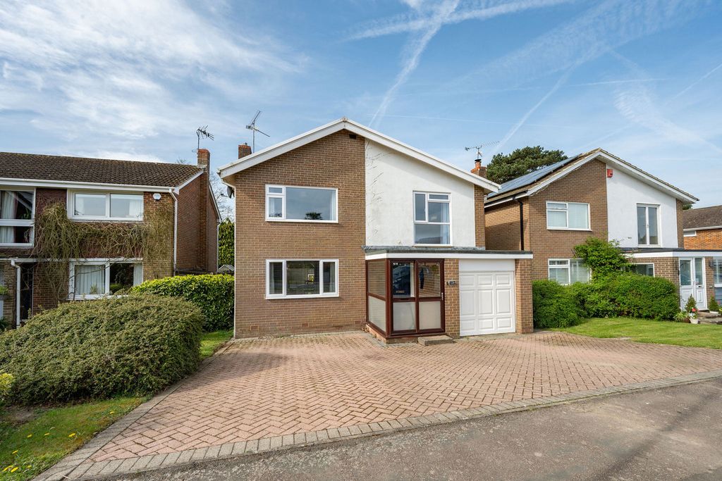 Property photo 1 of 18