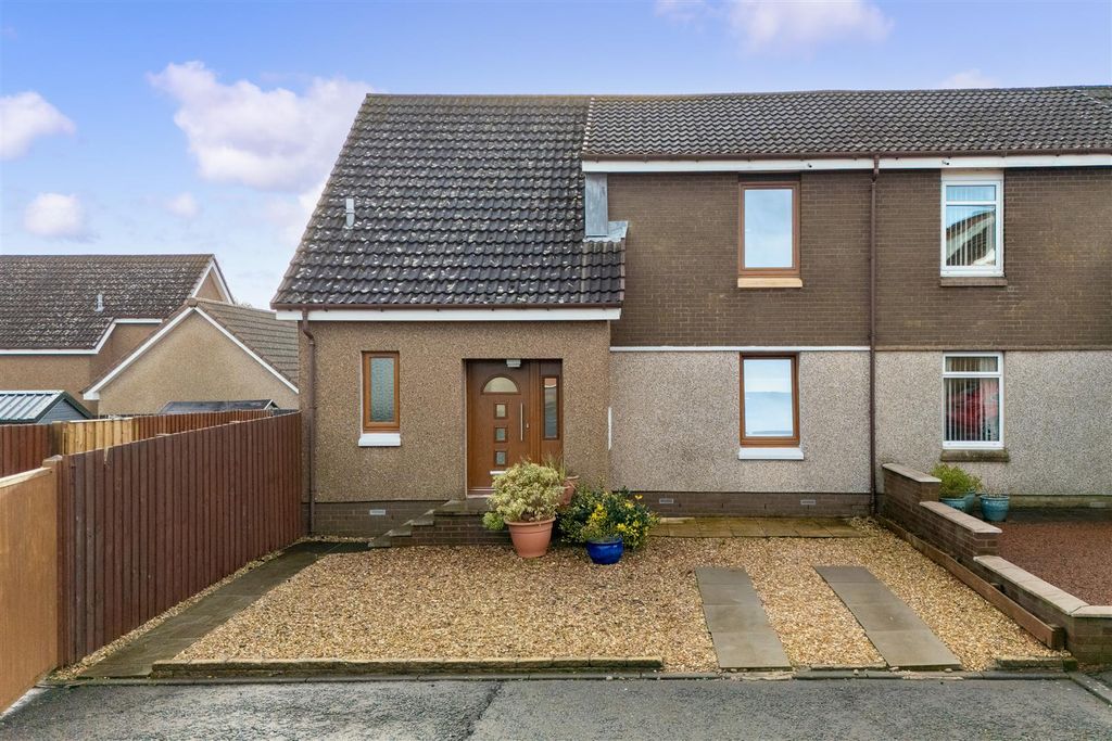 Property photo 2 of 15 11_Station_Avenue-02.Jpg