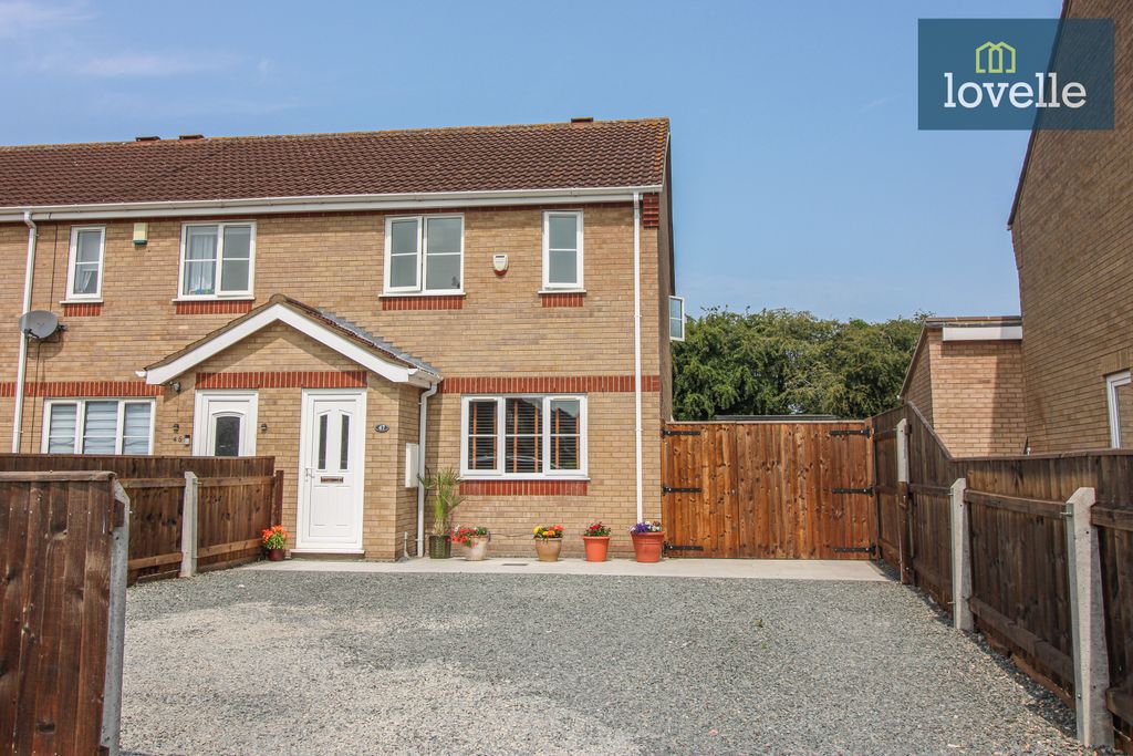 Property photo 1 of 19