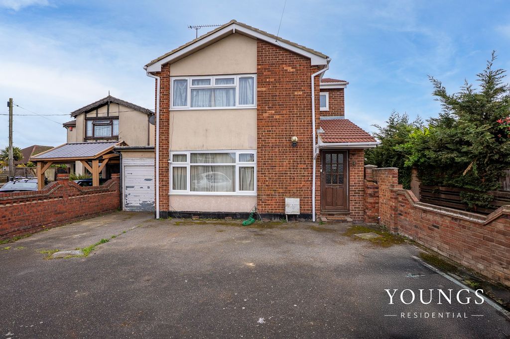 Property photo 3 of 5