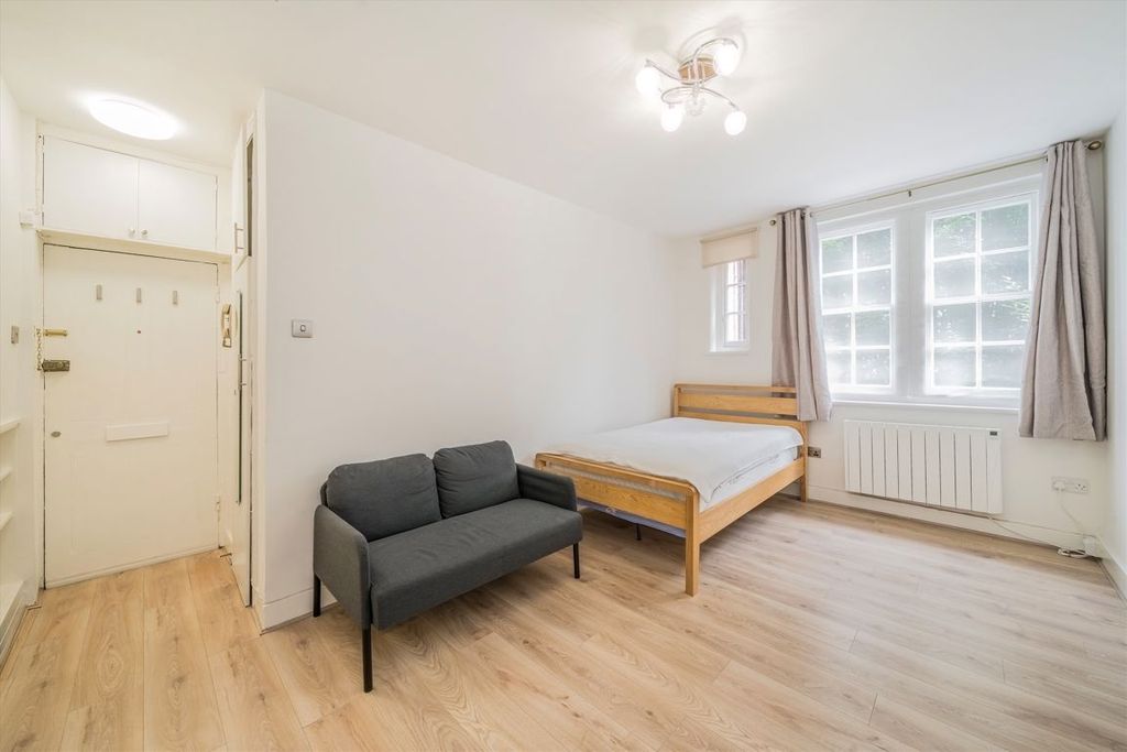 Property photo 2 of 5