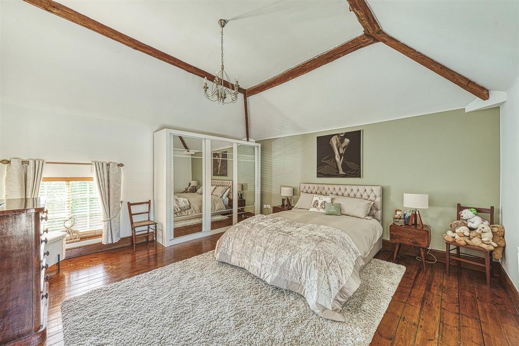 Property photo 3 of 28 E92A3127_Hdr.Jpg