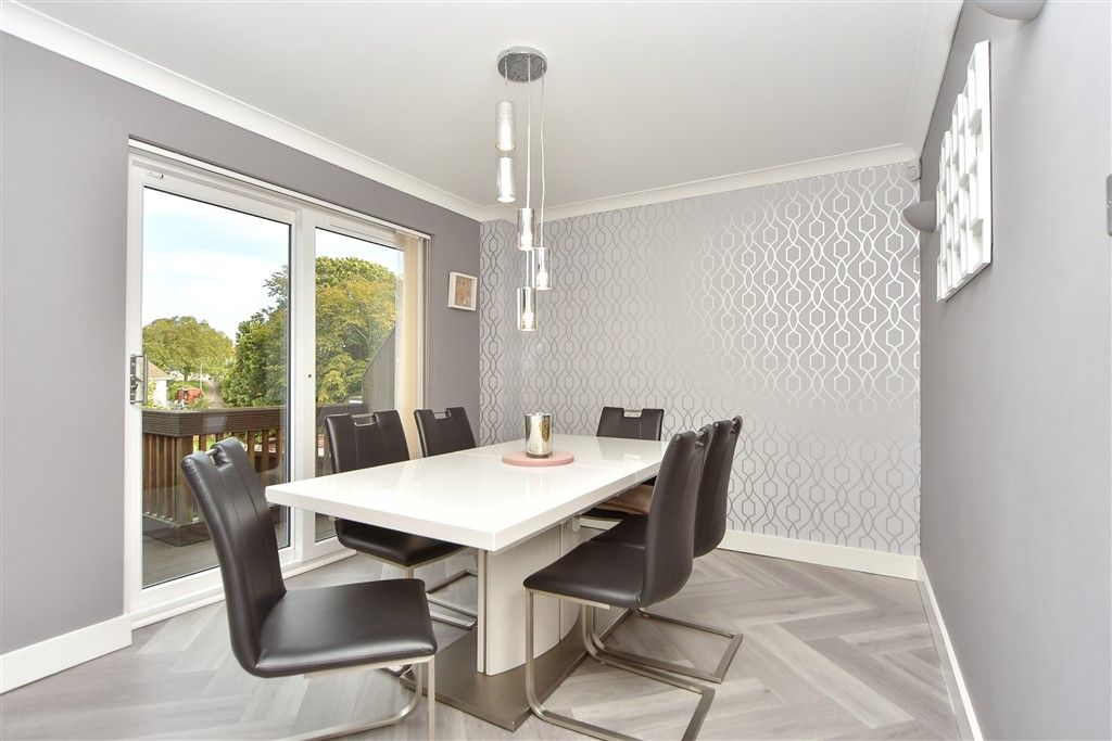 Property photo 3 of 14 Dining Room