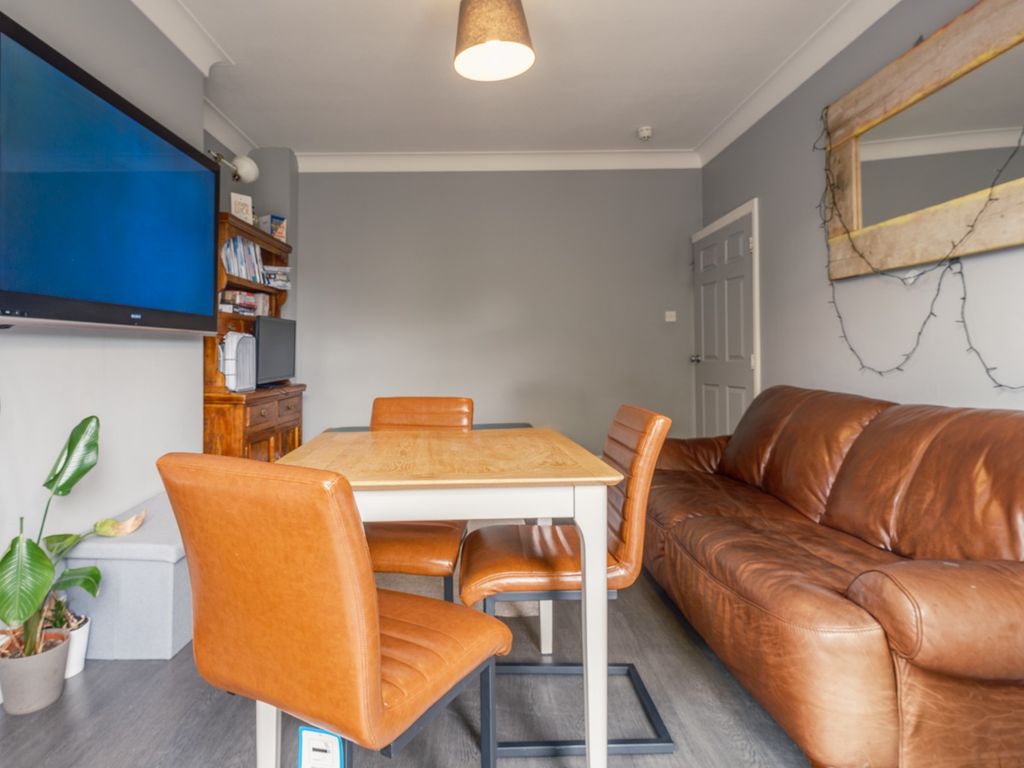 Property photo 3 of 10 5362482