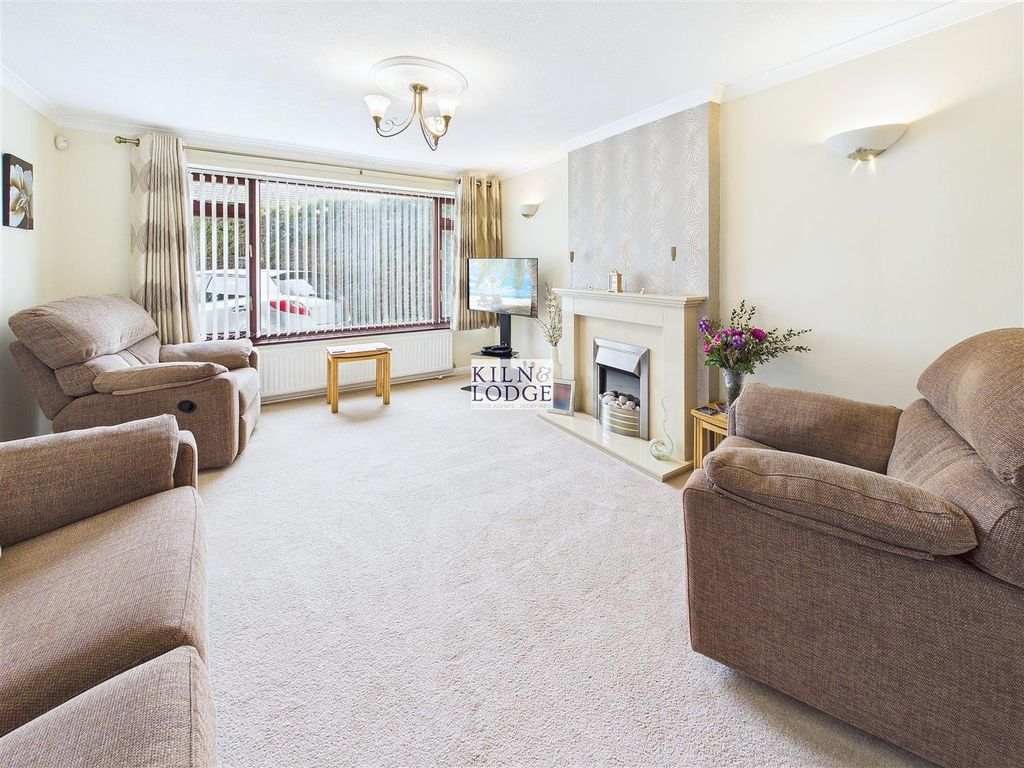 Property photo 3 of 28