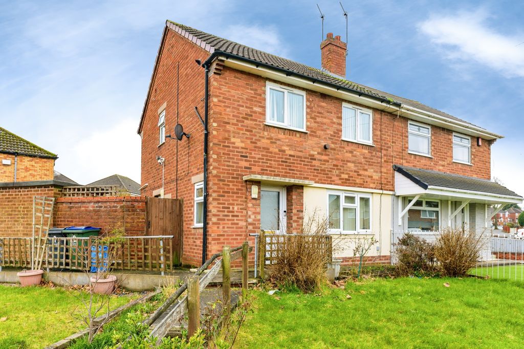 Property photo 2 of 25 2