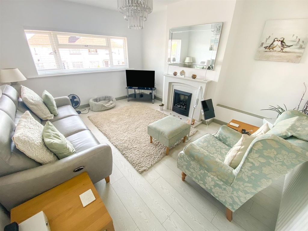 Property photo 3 of 15 Img_9631.Jpg