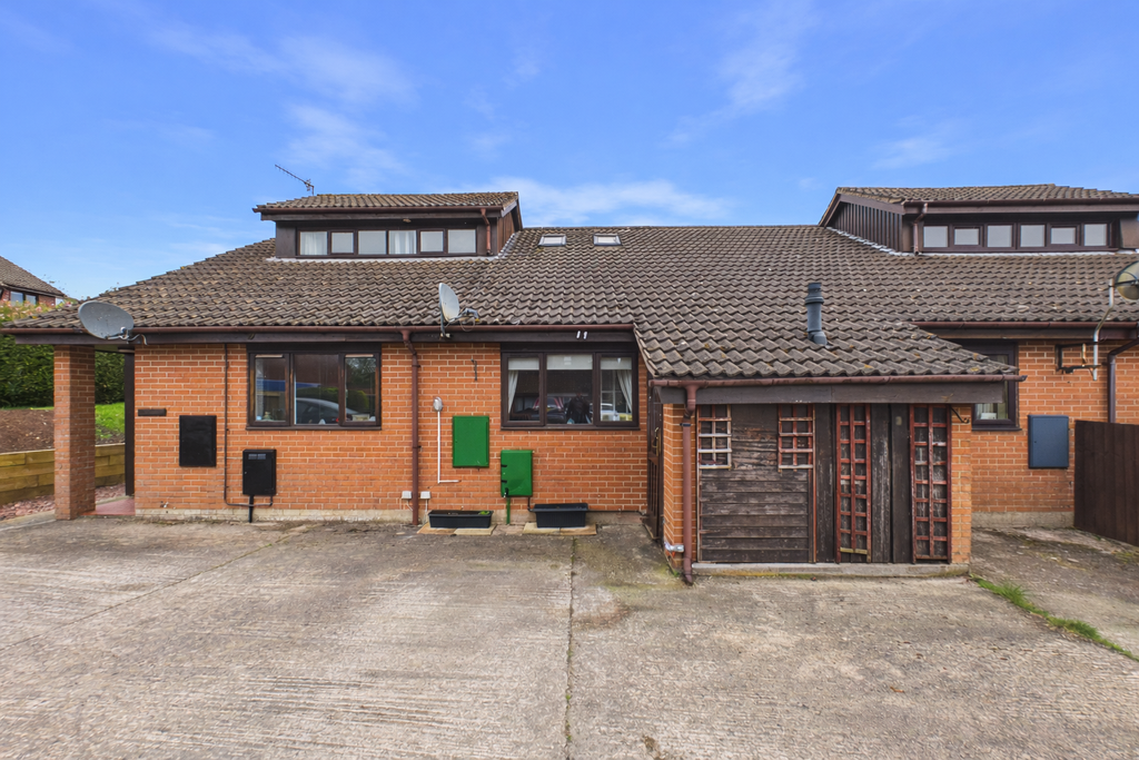 Property photo 1 of 10