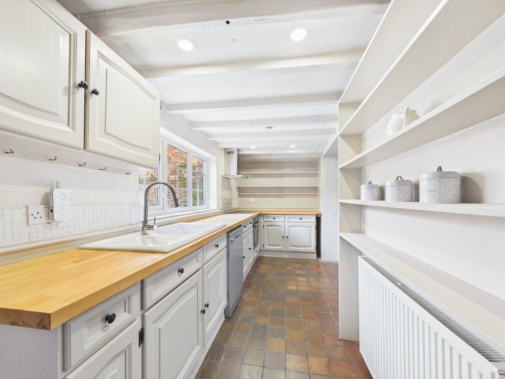 Property photo 2 of 15 3553706