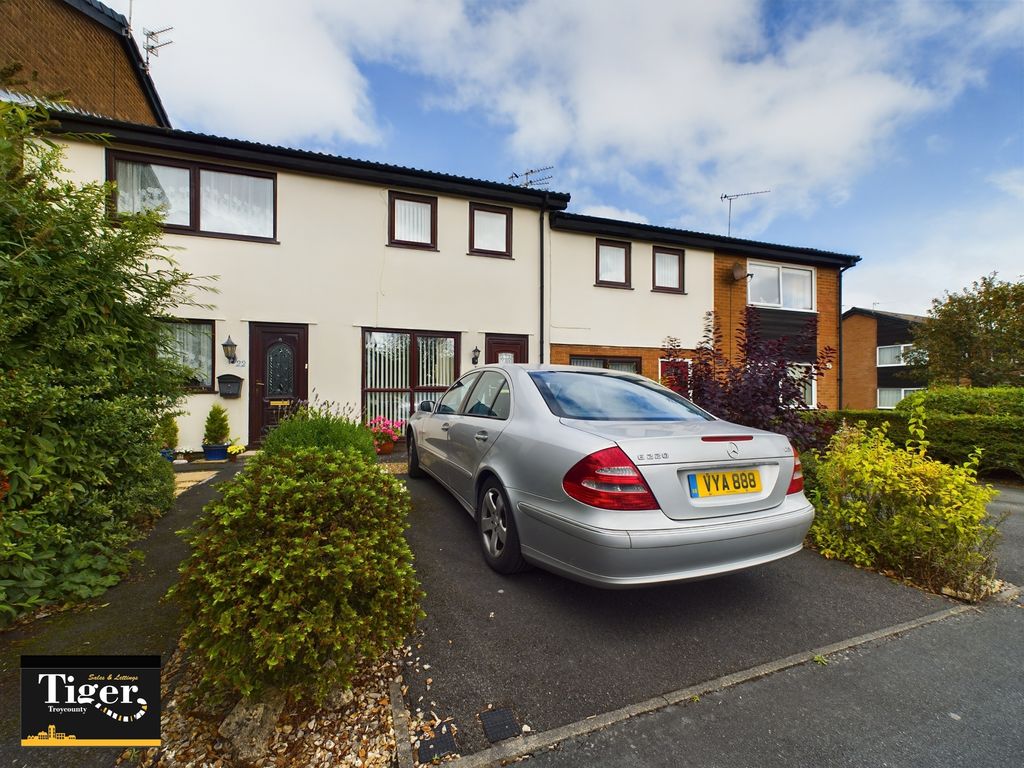 Property photo 1 of 16 Cam02176G0-Pr0338-Still015