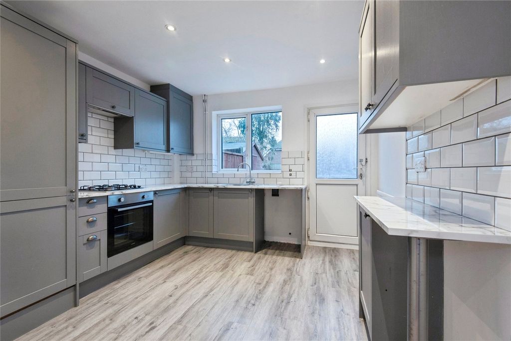 Property photo 2 of 17 Picture No. 03