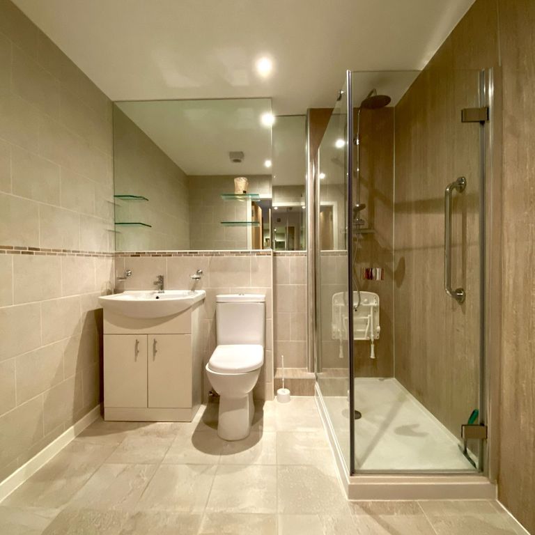 Property photo 2 of 13