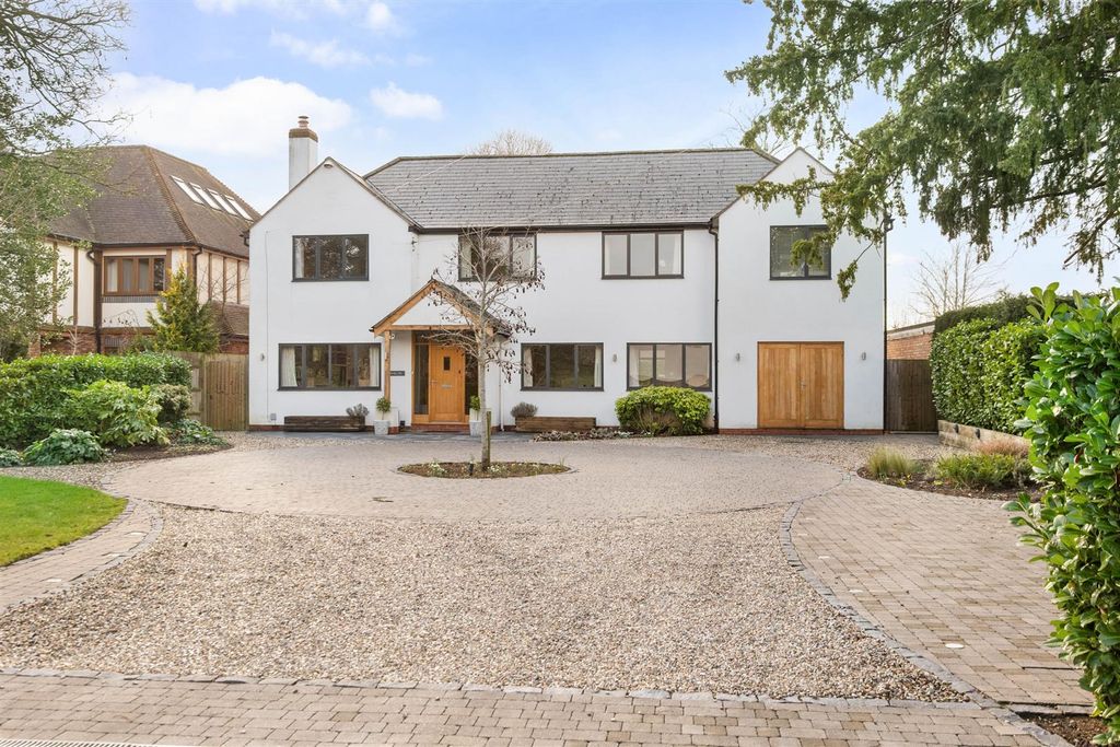 Property photo 1 of 35