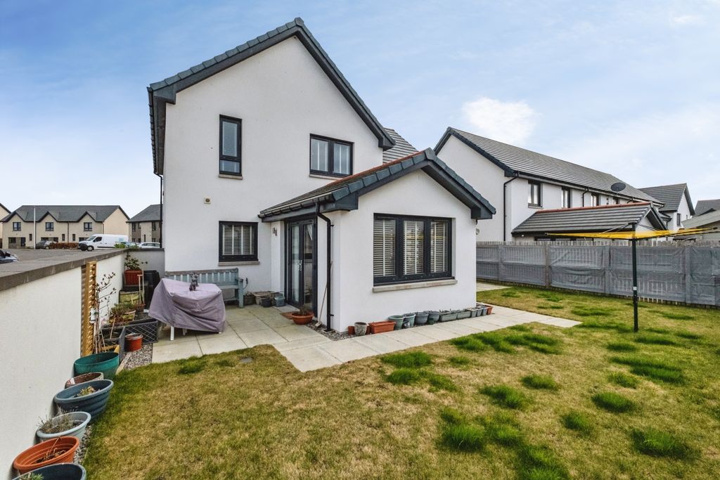 Property photo 2 of 20 Photo #2