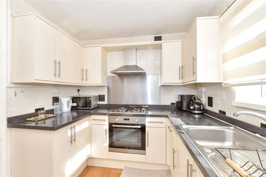 Property photo 1 of 2 Kitchen