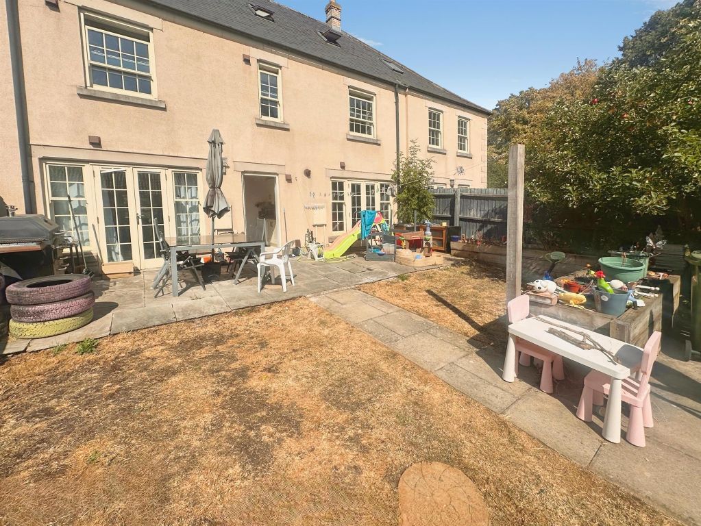 Property photo 2 of 4