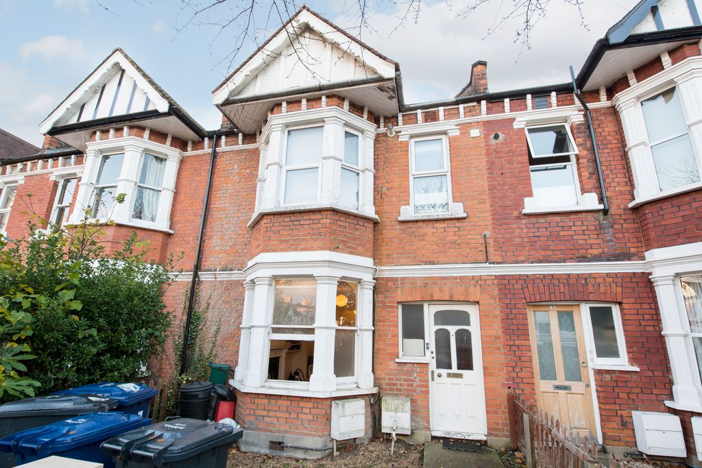Property photo 1 of 8 1