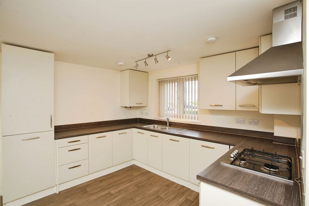 Additional image 6 of 2 bed flat for saleWeinstock Court Tainter Close, Rugby CV21