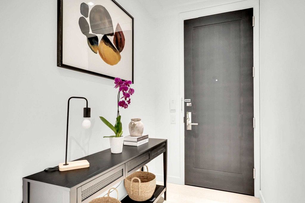 Property photo 1 of 31